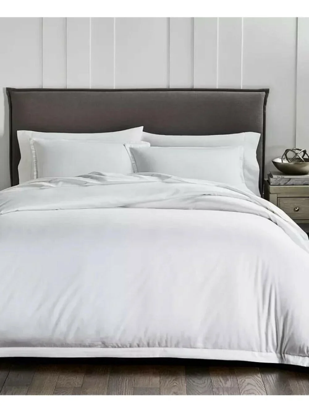 Hotel Collection White 680 Thread Count Comforter King New $500